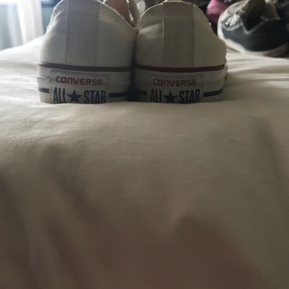 Converse - Picture 2 of 2